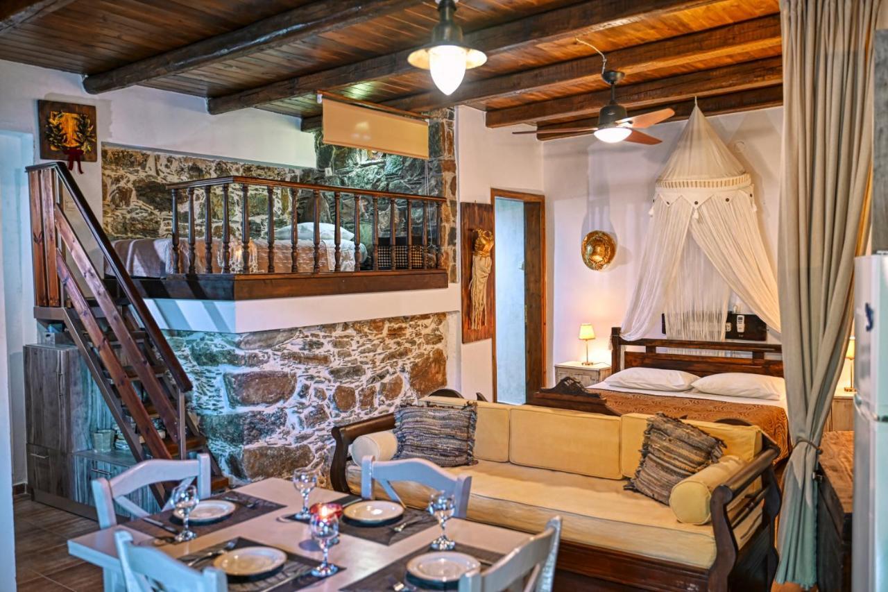 PefkoPetro Traditional House Keramotí Exterior foto