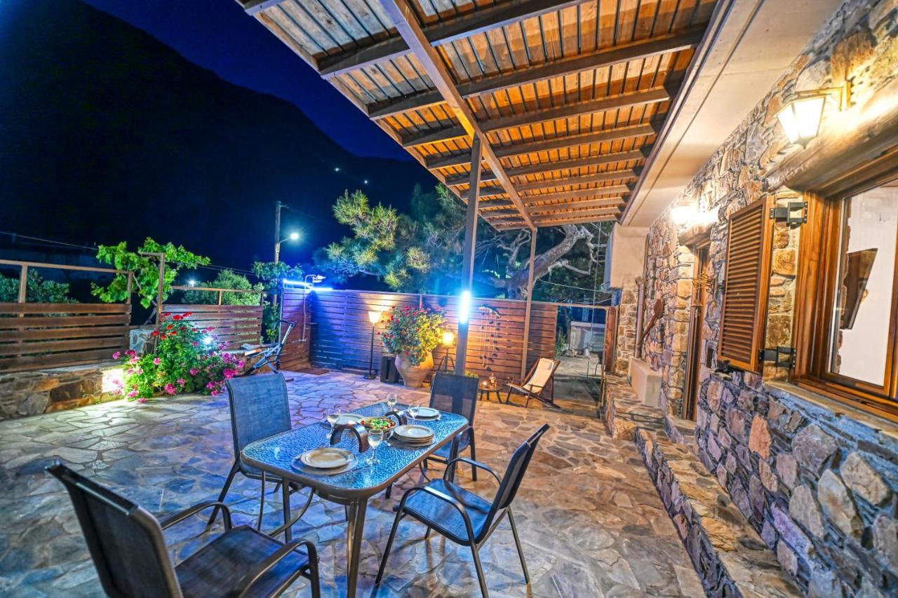 PefkoPetro Traditional House Keramotí Exterior foto