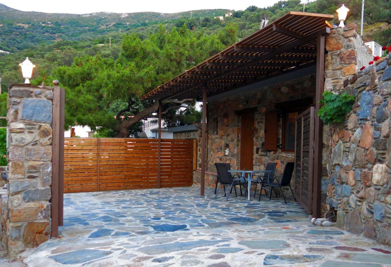 PefkoPetro Traditional House Keramotí Exterior foto